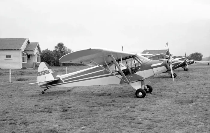 Framed Print : Piper PA-18 Super Cub ZK-BQS Framed Print : Piper PA-18 Super Cub ZK-BQS