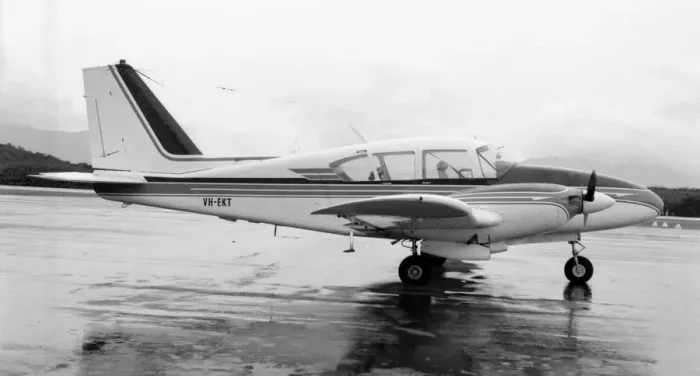 Framed Print : Piper PA-23 Aztec VH-EKT Framed Print : Piper PA-23 Aztec VH-EKT