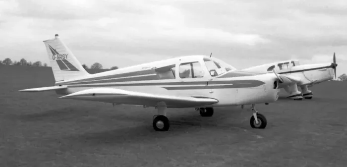 Framed Print : Piper PA-28 Cherokee G-ARSY Framed Print : Piper PA-28 Cherokee G-ARSY