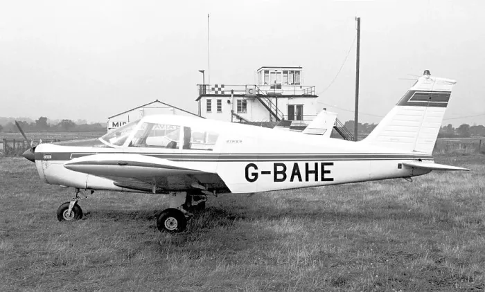 Framed Print : Piper PA-28 Cherokee G-BAHE Framed Print : Piper PA-28 Cherokee G-BAHE