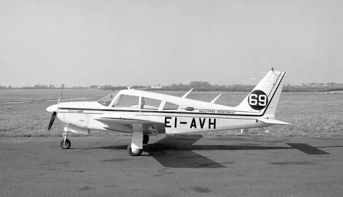 Framed Print : Piper PA-28R Cherokee Arrow EI-AVH Framed Print : Piper PA-28R Cherokee Arrow EI-AVH