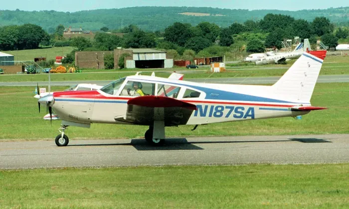 Framed Print : Piper PA-28R Cherokee Arrow II Framed Print : Piper PA-28R Cherokee Arrow II