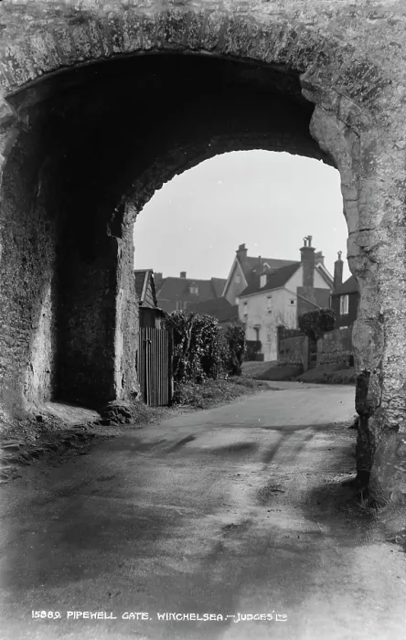 Framed Print : Pipewell Gate, Winchelsea Framed Print : Pipewell Gate, Winchelsea