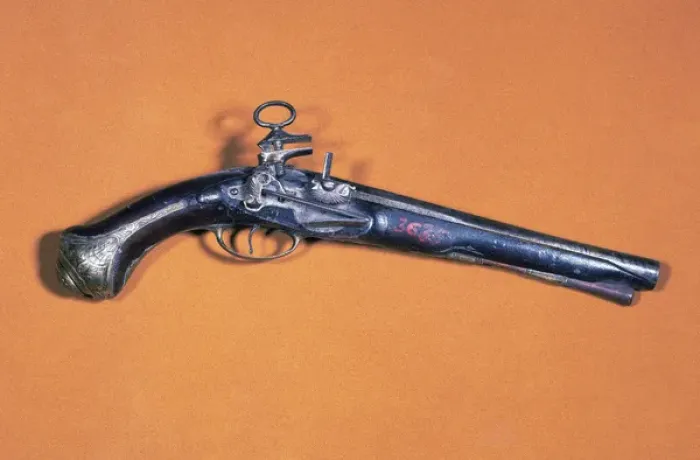 Framed Print : Pistol of flint stone. 18th century. Spain Framed Print : Pistol of flint stone. 18th century. Spain