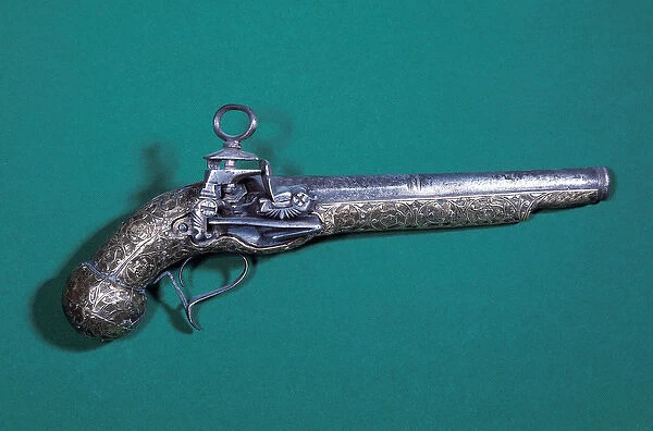 Pistol of flint stone. 18th century. Spain