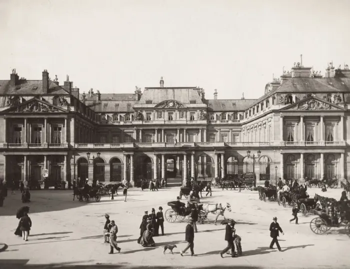 Framed Print : Place du Palais Royal, Paris France Framed Print : Place du Palais Royal, Paris France