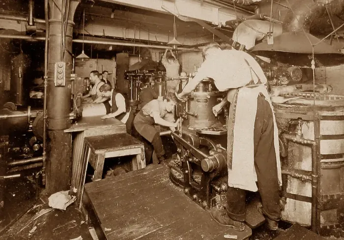 Framed Print : Plate casting, Liverpool Express and Weekly Courier Framed Print : Plate casting, Liverpool Express and Weekly Courier