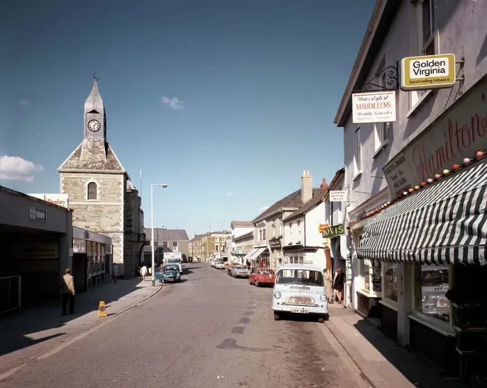 Framed Print : The Platt and Town Hall, Wadebridge Framed Print : The Platt and Town Hall, Wadebridge