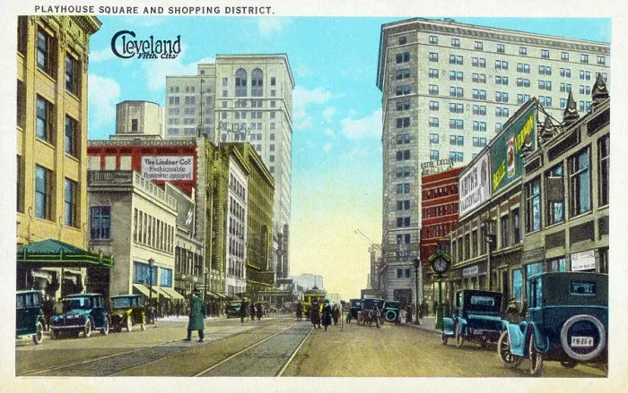 Framed Print : Playhouse Square and Shopping District, Cleveland, Ohio, USA Framed Print : Playhouse Square and Shopping District, Cleveland, Ohio, USA