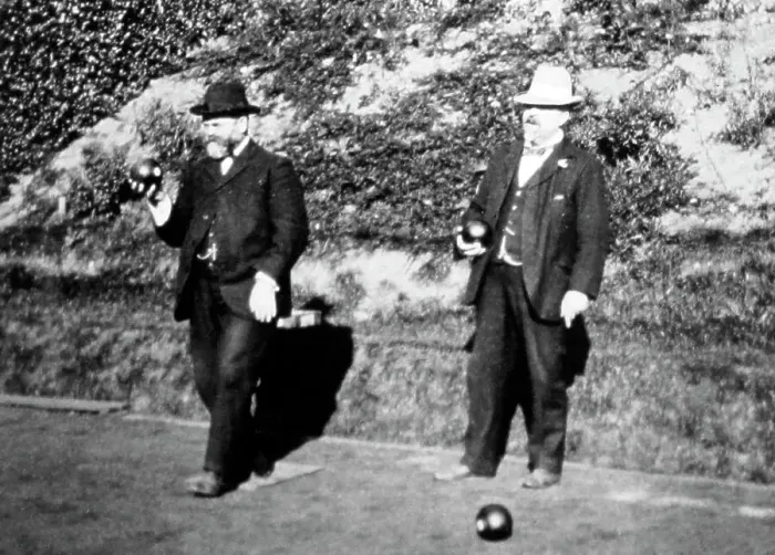 Framed Print : Playing bowls, early 1900s Framed Print : Playing bowls, early 1900s