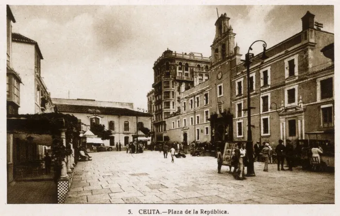 Framed Print : Plaza de la Republica, Ceuta, Morocco, North Africa Framed Print : Plaza de la Republica, Ceuta, Morocco, North Africa