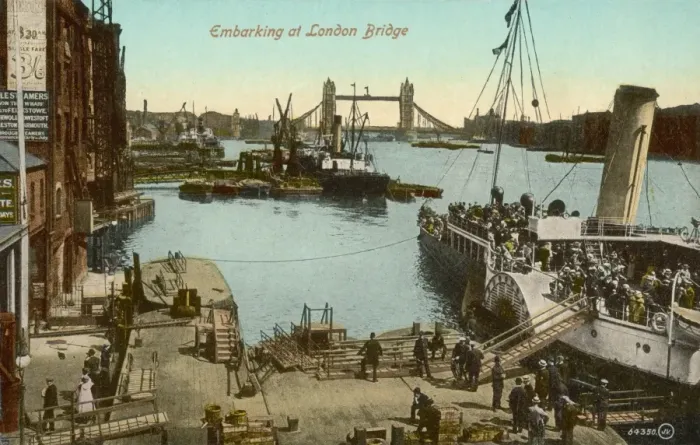 Framed Print : Pleasure Steamer London Bridge Framed Print : Pleasure Steamer London Bridge