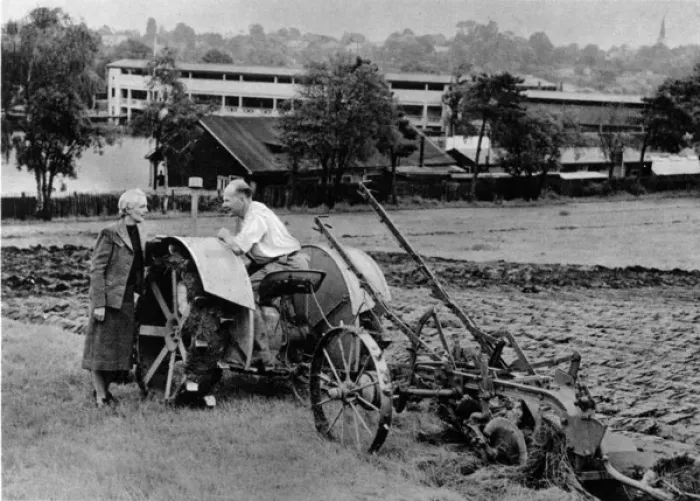 Framed Print : Ploughing Wimbledon Car Park Framed Print : Ploughing Wimbledon Car Park