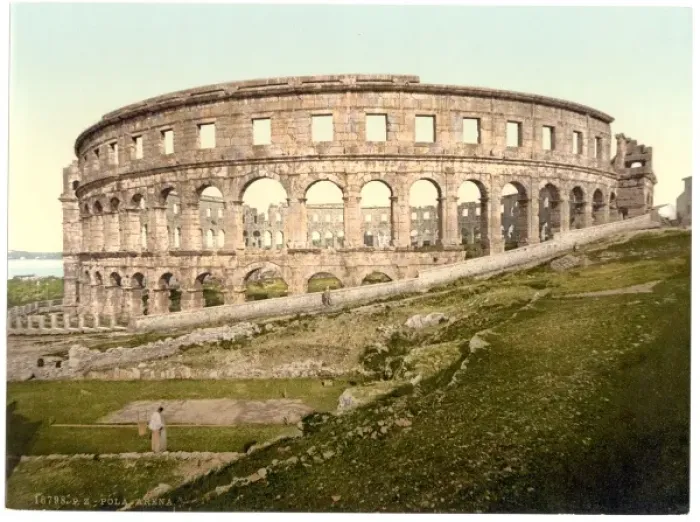 Framed Print : Pola, the arena, Istria, Austro-Hungary Framed Print : Pola, the arena, Istria, Austro-Hungary