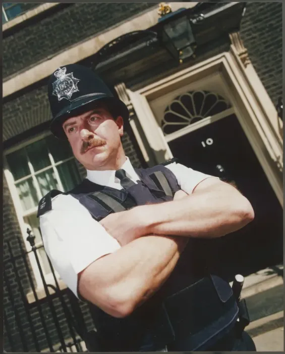 Framed Print : Police at 10 Downing St Framed Print : Police at 10 Downing St