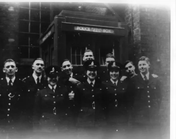Framed Print : Police officers outside Peel House, London Framed Print : Police officers outside Peel House, London