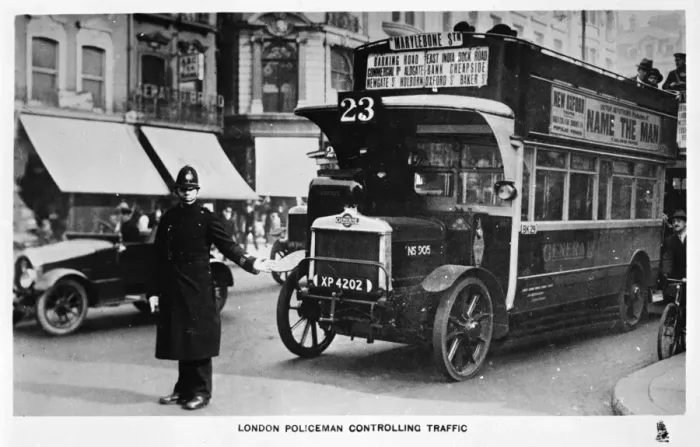Framed Print : Policeman controlling traffic, Oxford Street, London Framed Print : Policeman controlling traffic, Oxford Street, London