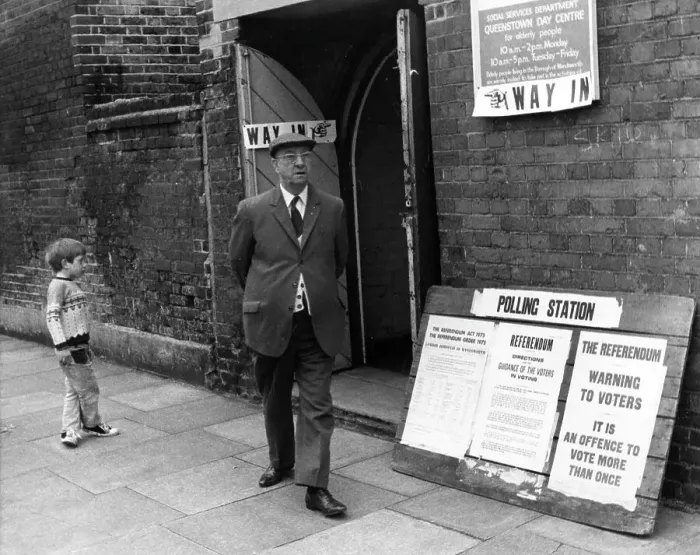 Framed Print : Polling Station, Referendum Day, 5 June 1975 Framed Print : Polling Station, Referendum Day, 5 June 1975
