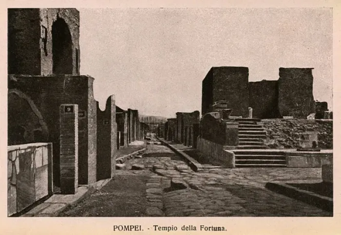 Framed Print : Pompeii - Italy - Tempio della Fortuna Framed Print : Pompeii - Italy - Tempio della Fortuna