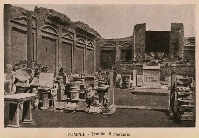 Framed Print : Pompeii - Italy - Temple of Mercury Framed Print : Pompeii - Italy - Temple of Mercury