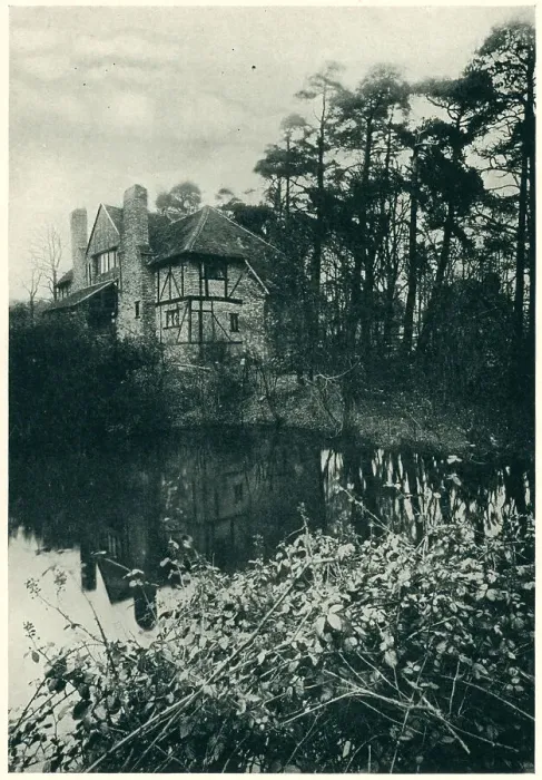 Framed Print : Pond Cottage, Pinner Hill, Middlesex Framed Print : Pond Cottage, Pinner Hill, Middlesex