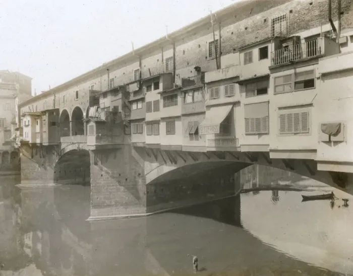 Framed Print : Ponte Vecchio, Florence, Italy Framed Print : Ponte Vecchio, Florence, Italy