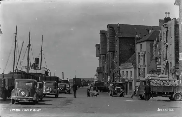Framed Print : Poole Quay in the Past Framed Print : Poole Quay in the Past