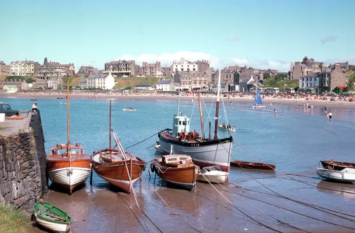 Framed Print : Port Erin - Harbour Framed Print : Port Erin - Harbour