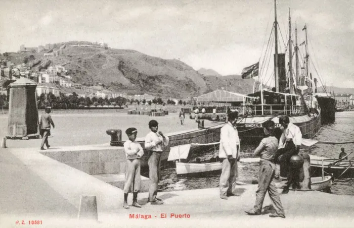 Framed Print : The port / harbour at Malaga, Spain. Date: 1908 Framed Print : The port / harbour at Malaga, Spain. Date: 1908