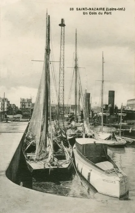 Framed Print : Port of Saint-Nazaire, France