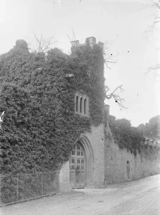 Framed Print : Porth Mawr Gate, Crickhowell, Powys, Mid Wales Framed Print : Porth Mawr Gate, Crickhowell, Powys, Mid Wales