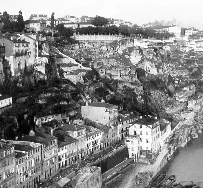 Framed Print : Porto Portugal in 1906 Framed Print : Porto Portugal in 1906