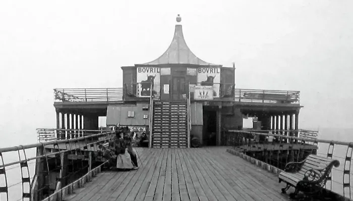 Framed Print : Portobello Pier near Edinburgh Framed Print : Portobello Pier near Edinburgh