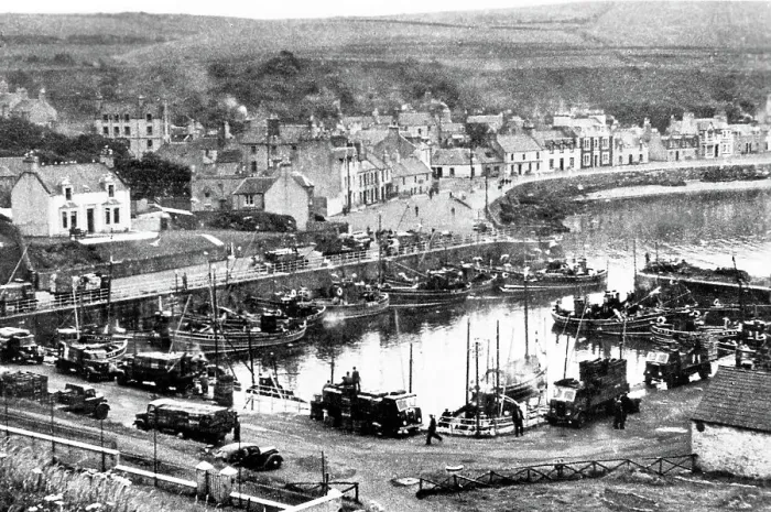 Framed Print : Portpatrick Harbour probably 1930s Framed Print : Portpatrick Harbour probably 1930s