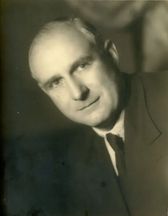 Framed Print : Portrait of Frank Radcliffe Framed Print : Portrait of Frank Radcliffe