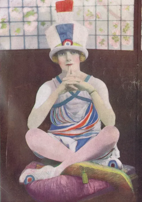 Framed Print : A portrait of Gertrude Lawrence, London, 1920 Framed Print : A portrait of Gertrude Lawrence, London, 1920