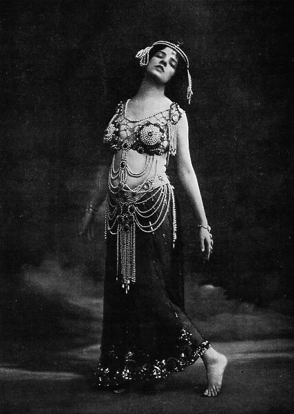 A portrait of Maud Allen in the Vision of Salome, 1916