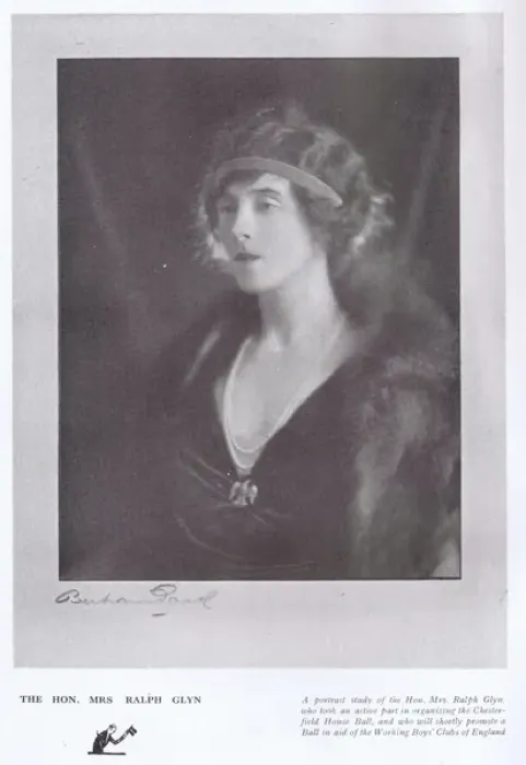 Framed Print : A portrait of the society lady Mrs Ralph Glyn, London, 1922 Framed Print : A portrait of the society lady Mrs Ralph Glyn, London, 1922