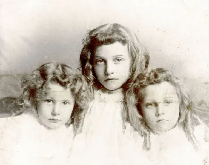 Framed Print : Portrait of three young sisters Framed Print : Portrait of three young sisters