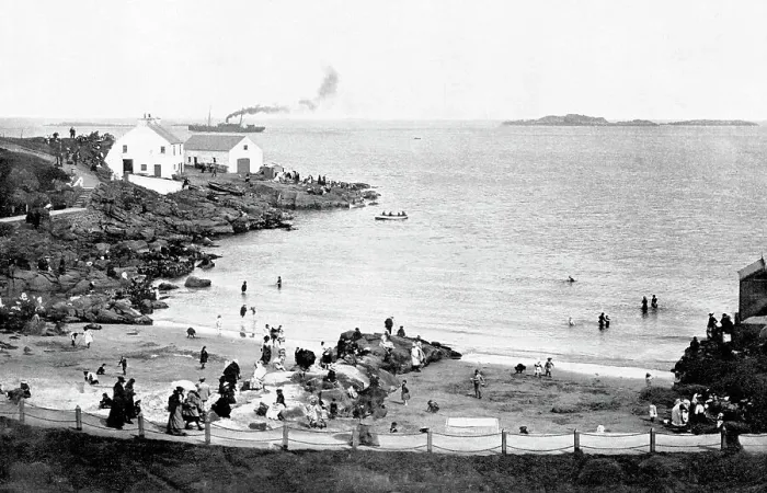 Framed Print : Portrush early 1900s Framed Print : Portrush early 1900s