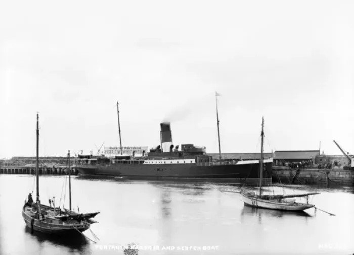 Framed Print : Portrush Harbour and Scotch Boat Framed Print : Portrush Harbour and Scotch Boat