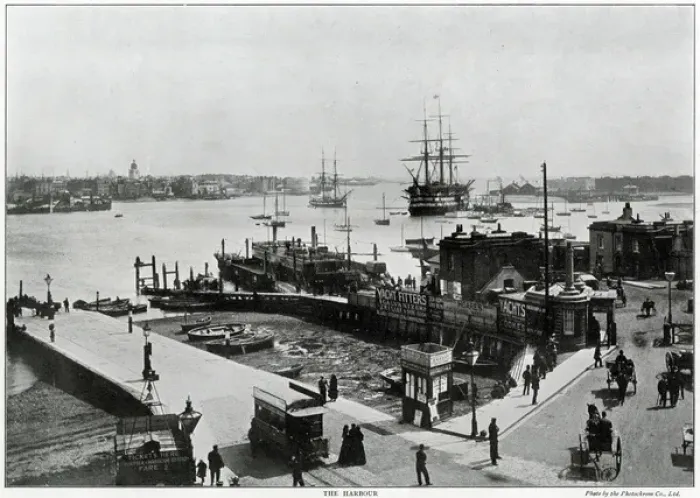 Framed Print : Portsmouth harbour Framed Print : Portsmouth harbour