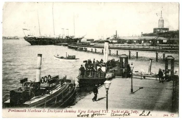 Framed Print : PORTSMOUTH / ROYAL YACHT Framed Print : PORTSMOUTH / ROYAL YACHT