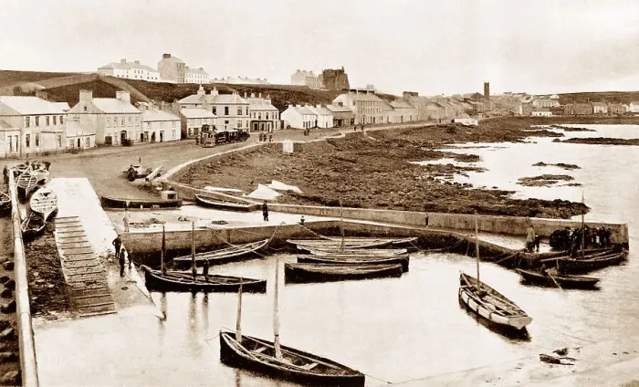 Framed Print : Portstewart Harbour early 1900s Framed Print : Portstewart Harbour early 1900s
