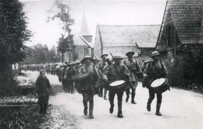 Framed Print : Portuguese infantry marching through Saint-Floris, WW1 Framed Print : Portuguese infantry marching through Saint-Floris, WW1