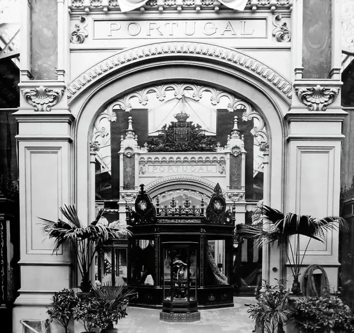 Framed Print : Portuguese Pavilion, Exposition Universelle, Paris, 1889 Framed Print : Portuguese Pavilion, Exposition Universelle, Paris, 1889