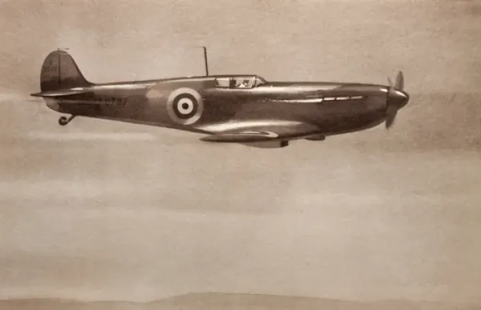 Framed Print : Poster, Spitfire Framed Print : Poster, Spitfire