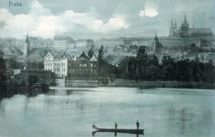 Framed Print : Prague, Czech Republic - View over the Vltava River Framed Print : Prague, Czech Republic - View over the Vltava River