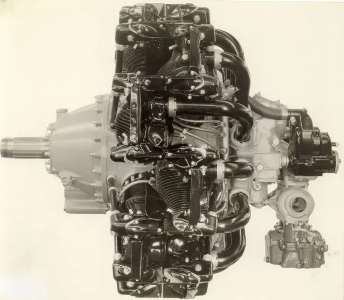 Framed Print : Pratt & Whitney R-1830 Twin Wasp radial, side view Framed Print : Pratt & Whitney R-1830 Twin Wasp radial, side view