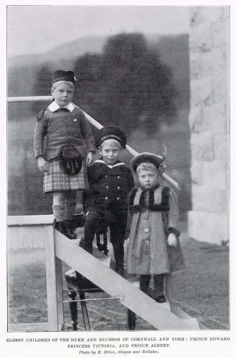 Framed Print : Prince Edward (Edward VIII - Duke of Windsor), Prince Albert (later George VI) and Princess Victoria later (Mary, Princess Royal and Countess of Harewood). Date: 1901 Framed Print : Prince Edward (Edward VIII - Duke of Windsor), Prince Albert (later George VI) and Princess Victoria later (Mary, Princess Royal and Countess of Harewood). Date: 1901